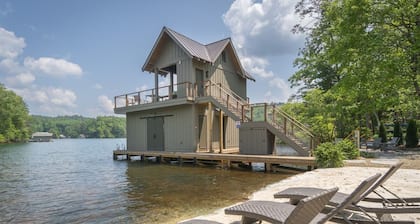 Rest Ashored- Lake Burton home 250 yds from lake