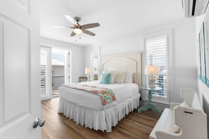 บ้านพัก, หลายเตียง, ลานระเบียง, วิวทะเล (Memory Maker) | 5 ห้องนอน, ห้องพักตกแต่งอย่างมีเอกลักษณ์, ตกแต่งพิเศษโดยเฉพาะ