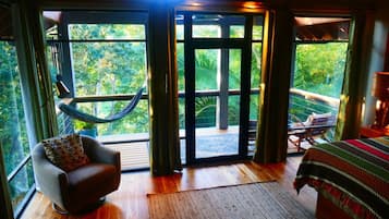 2 多间卧室、熨斗/熨衣板、旅行婴儿床、WiFi