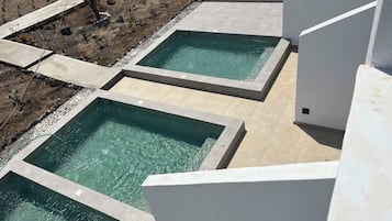 Quarto casal luxo, piscina particular | Piscina particular