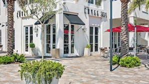 Exterior - 5 Minutes to the Beach; Old Florida Charm + Modern Upgrades (Panama City Beach)