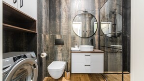 Comfort Apartment, Balcony | Bathroom - Doki- Pistacjowy by Grand Apartments (Gdansk)