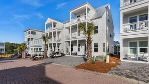 Exterior - 6-seater Golf Cart, Sleeps 16, Close to the Beach! (Santa Rosa Beach)