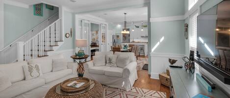 ハウス ベッド (複数台) パティオ ガーデンビュー (A Whale's Tail) | リビング エリア