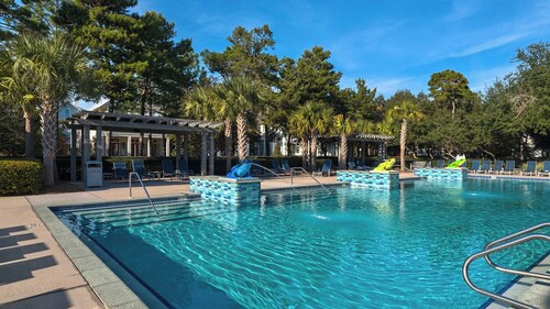 Access to Watercolor Pools & Beach Club - 4-bedroom Beach Oasis - Sleeps 12