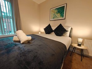 3 habitaciones, tabla de planchar con plancha y wifi gratis