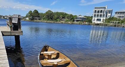 On a Scenic Dune Lake in Seagrove ~ Dog Friendly