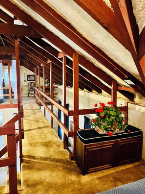 Interior - Rustic Cabin on beautiful Little Pine Creek  (Waterville)