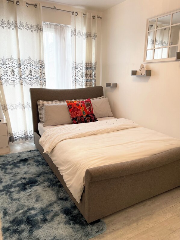 2 camere, ferro/asse da stiro, Wi-Fi, lenzuola