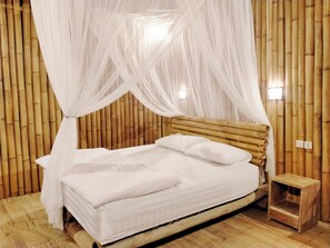 Panoramic Villa, Balcony, Sea View | 1 bedroom, desk - Loca Lobo Lodges Riung (Riung)