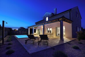 Exterior - Papa's court Mediterranean Pasman Villa with pool V (Pasman)