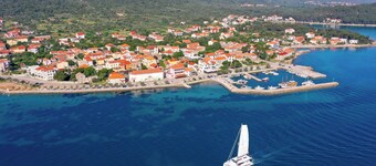 Papa's court Mediterranean Pasman Villa with pool V