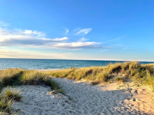 2 Bedroom Beach Condo in Michigan City | Steps from Lake Michigan