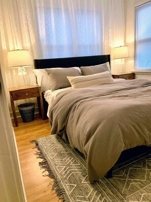 2 bedrooms, desk, iron/ironing board, travel cot - 2 Bedroom Beach Condo in Michigan City | Steps from Lake Michigan (Michigan City)