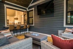 TV, fireplace, books, offices