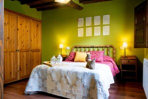 2 chambres, bureau, Wi-Fi, draps fournis