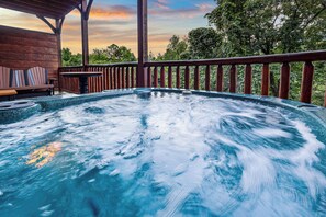 Outdoor spa tub - Views, Hot Tub, Fireplace, Resort Pool, + Game Room (Gatlinburg)