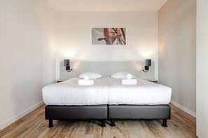 2 bedrooms, WiFi, bed sheets