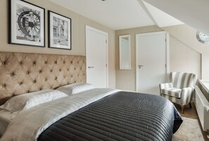 1 bedroom, WiFi, bed sheets - Hotel aan de Haven (room 5) (Volendam)