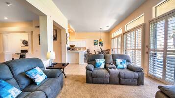 TV, fireplace, DVD player, offices