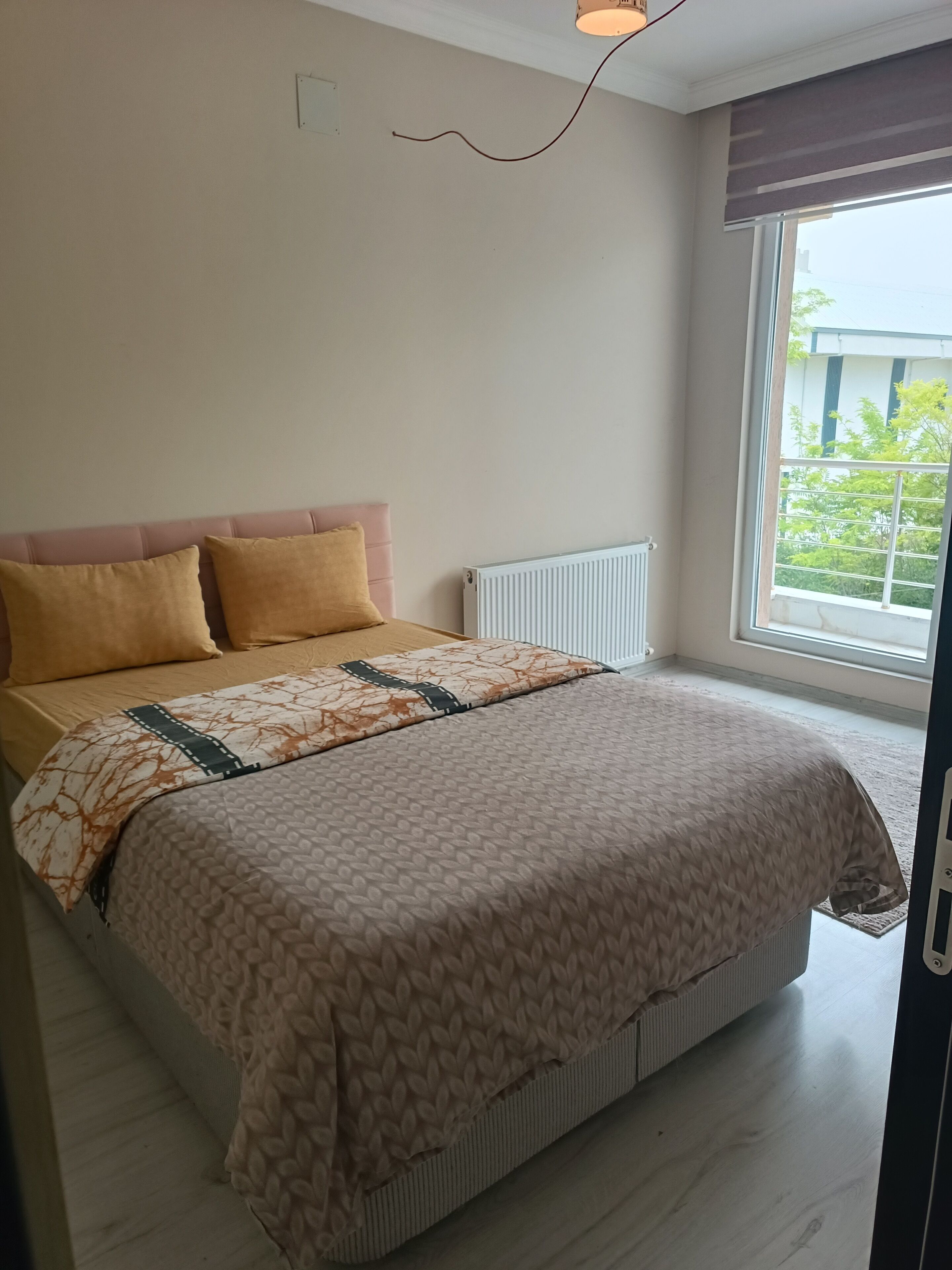 Room, Balcony, Mountain View