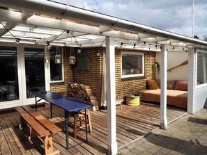 Outdoor dining - Bolig med "sommerhusvibes" 80 Meter fra Badesø (Silkeborg)