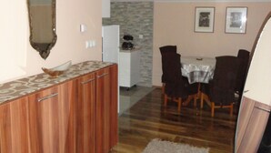 Apartment (One Bedroom Apartment with Terrace an) | Dining room - Apartments A&D (Bihac)