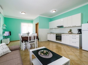 Living room - Holiday Home Villa Ksenija (Sukosan)