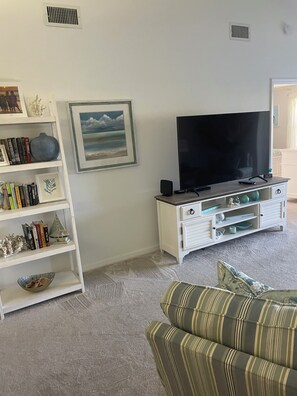 Living area - Beautiful Pelican Bay 2BR +Den condo in Naples! (Naples)