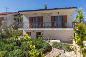 Apartment (Two Bedroom Apartment with Terrace) | Exterior - Apartment Amor (Pula)