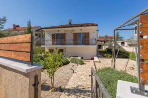 Apartment (Two Bedroom Apartment with Terrace) | Exterior - Apartment Amor (Pula)