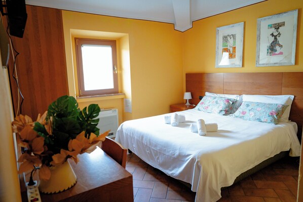 1 chambre, Wi-Fi gratuit, draps fournis
