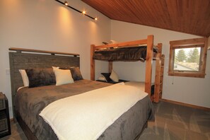 2 bedrooms, free WiFi - Tamarack #39: 2 BR, 2.5 BA Condominium in Mammoth Lakes, Sleeps 8 (Mammoth Lakes)