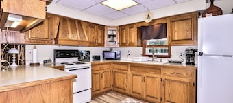 Stepaway Vacation Rentals- Pop's Place