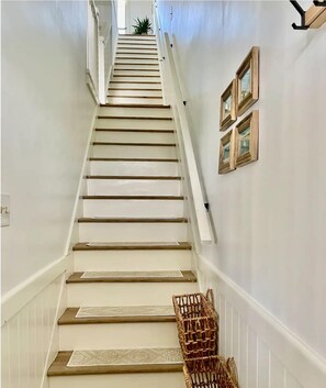 Interior - [ Oceanfront Sanctuary ] 2BR / 2.5BA Townhome with community pool and amenities  (Kitty Hawk)