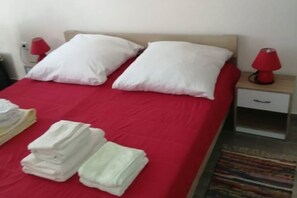 1 bedroom, WiFi, bed sheets - Maja studio 2 (Vir)
