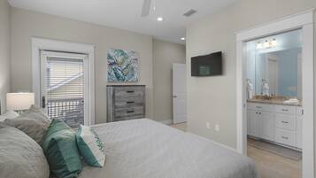 House, Multiple Beds, Patio, Garden View (Thirty-Eh) | 3 bedrooms, individually decorated, individually furnished, bed sheets