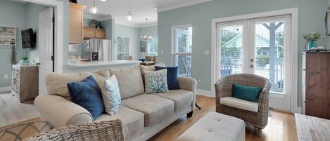 Maison, plusieurs lits, patio, vue piscine (Beach Therapy) | Vue de la chambre