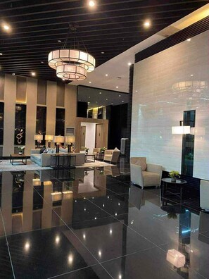 Sala de estar en el lobby