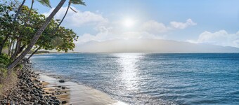 BEAUTIFUL 2bed/2bath Oceanfront Condo