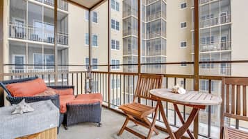 Apartment (1 Bedroom) | Interior