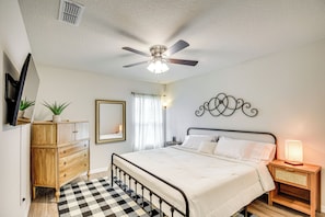 Apartment (3 Bedrooms) | Interior - Palm Coast Duplex w/ Screened Patio, Near Beaches! (Palm Coast)