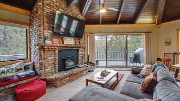 House (3 Bedrooms) | Front of property