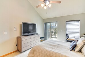 Apartment (4 Bedrooms) | Interior - Spacious Fraser Duplex w/ Fireplace & Scenic Views (Fraser)