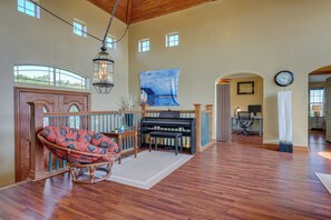 Interior - Family-friendly Fischer Home w/ Private Hot Tub! (Canyon Lake)