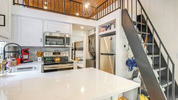 ู
ูุฒู (1 Bedroom) | ุงูู
ูุดุฃุฉ ู
ู ุงูุฏุงุฎู