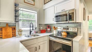 ู
ูุฒู (1 Bedroom) | ุงูู
ูุดุฃุฉ ู
ู ุงูุฏุงุฎู