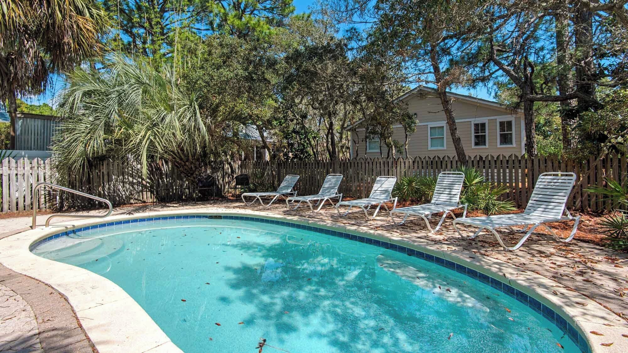 حمّام سباحة خارجي