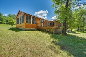 House (3 Bedrooms) | Interior - Lakefront Cabin w/ Dock, Fire Pits in Danbury! (Danbury)