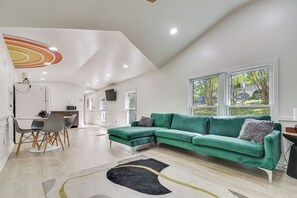 House (2 Bedrooms) | Front of property